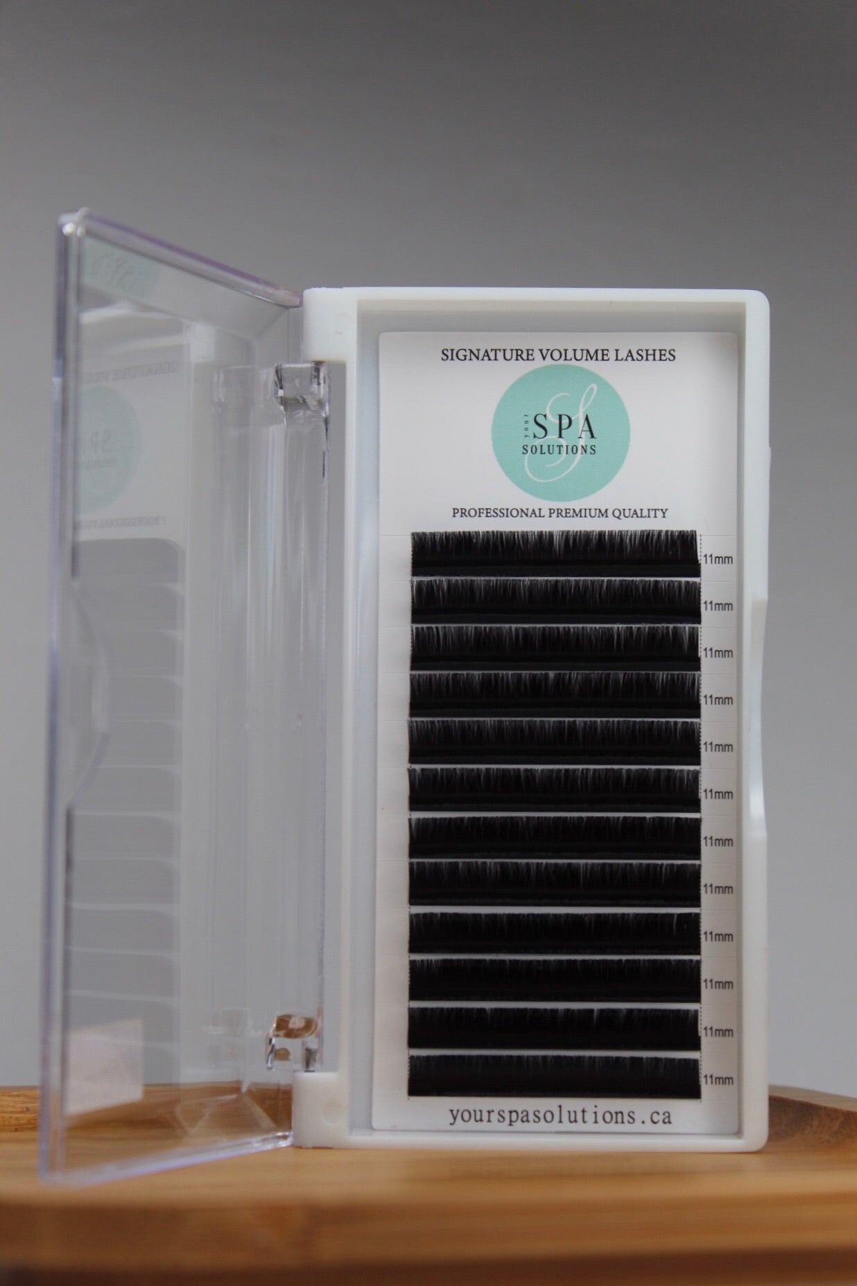 Signature Volume Lashes - Single Length Trays